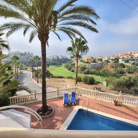 Andalusian Near וילה